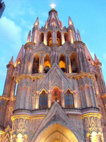 La Parroquia -The image of San Miguel